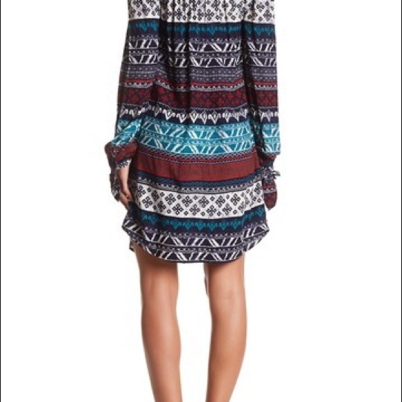 NWT BLL Mae Printed Off-the-Shoulder Dress - Picture 2 of 2